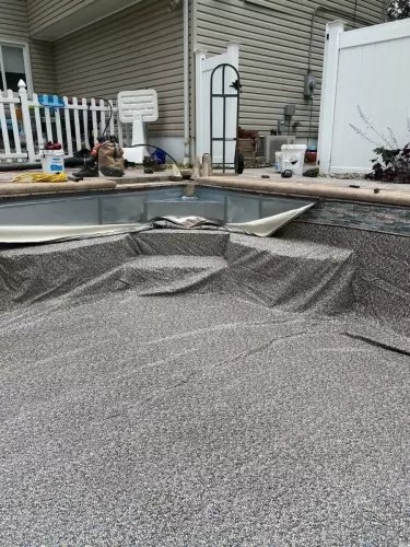 Royal Pool Renovation3 - 7